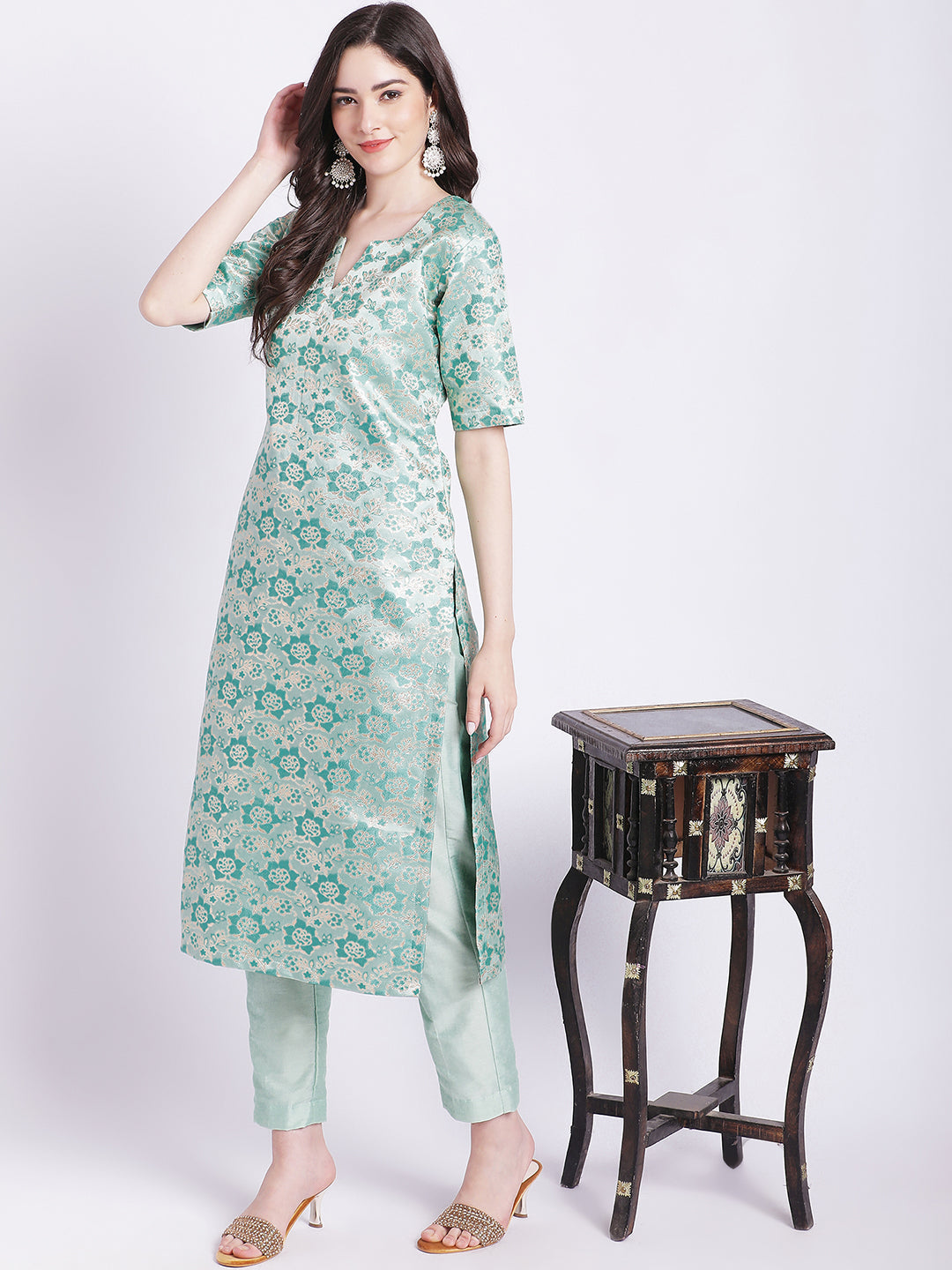 Online shopping for Kurtis in India | Long kurti designs, Kurti neck designs,  Kurta designs women